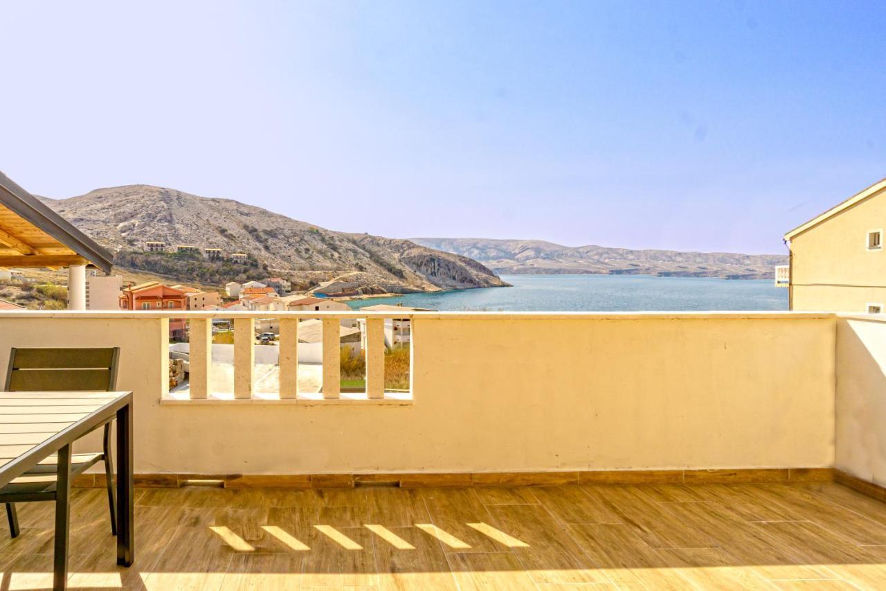 Apartamento Modern Oceanview Metajna Exterior foto