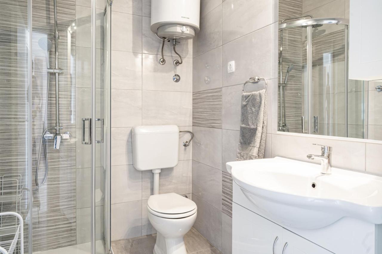Apartamento Modern Oceanview Metajna Exterior foto
